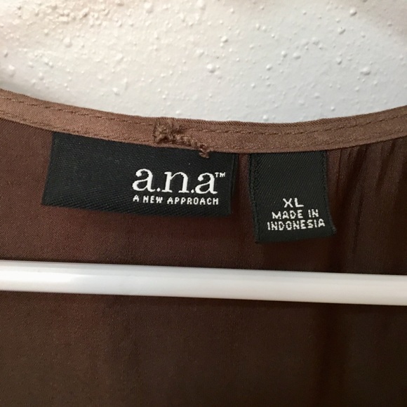 Ana Tank - Picture 2 of 6